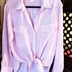 Maeve SIZE: Medium tie front shirt